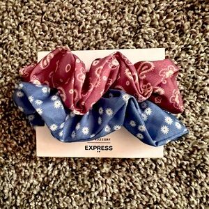 Women’s scrunchies. 2-pack. Blue, mauve.